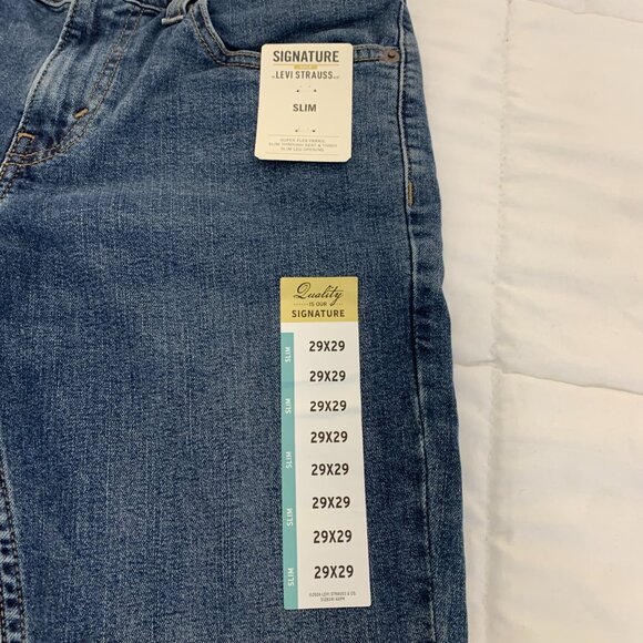 Signature by Levi Strauss & Co. Gold Womens Slim Fit Skinny Jeans - Picture 3 of 8